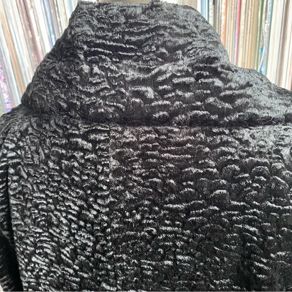 EUC CALVIN KLEIN Black Faux Fur Coat - size EXTRA SMALL - Picture 4 of 8